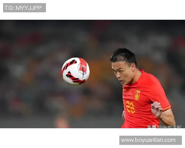 小国足球明星的崛起与成就探讨及其对世界足球的影响