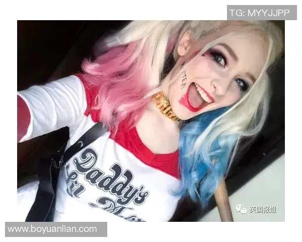 足球明星的网红女友如何在社交媒体上赢得千万粉丝的心