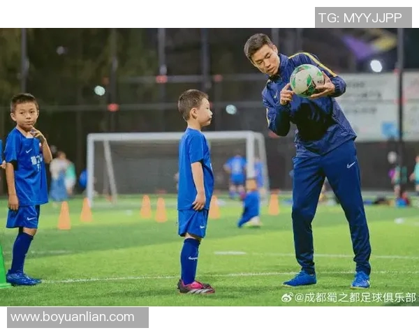 重庆足球教练永福的执教之路与青训梦想的追求 重庆足球教练永福的执教之路与青训梦想的追求
